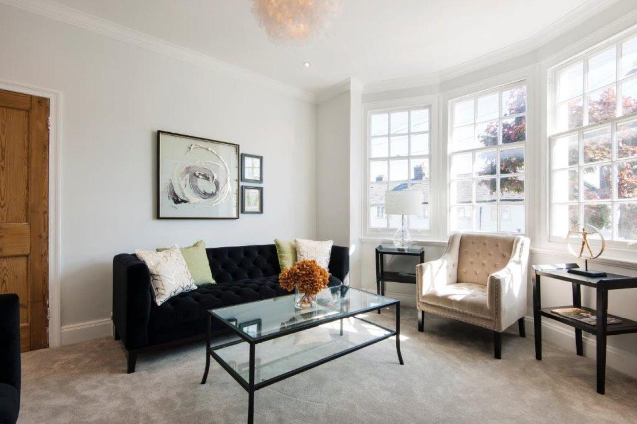 Modern Family Home In London Close To Amenities And Train Dış mekan fotoğraf